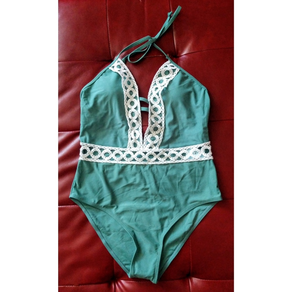 Cupshe green and white One Piece Swimsuit